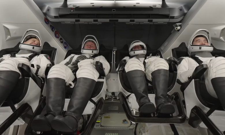 SpaceX leva astronautas para a ISS em missão Crew-11