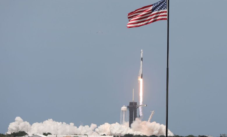 SpaceX lança foguete e atrasa voos na Flórida em até 2h