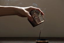 Genji-kō lança queimador de incenso com design contemporâneo