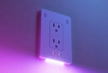 Design inteligente: outlet com luz RGB e suporte Matter