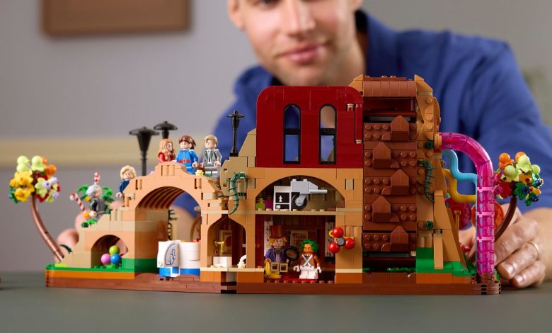 LEGO revela design lúdico da Fábrica de Chocolate de Willy Wonka