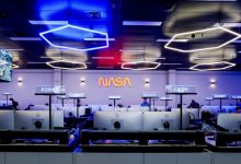 NASA apresenta nova sala de controle da missão Orion