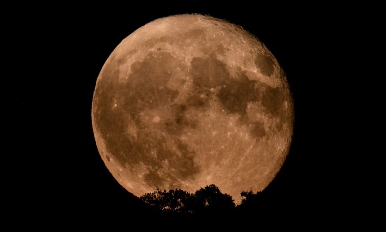 NASA observa a lua cheia de agosto e a 'lua do esturjão'