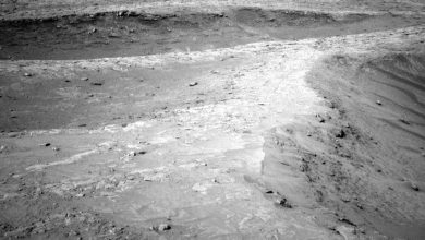NASA revela imagem de interseções de cordilheiras em Marte