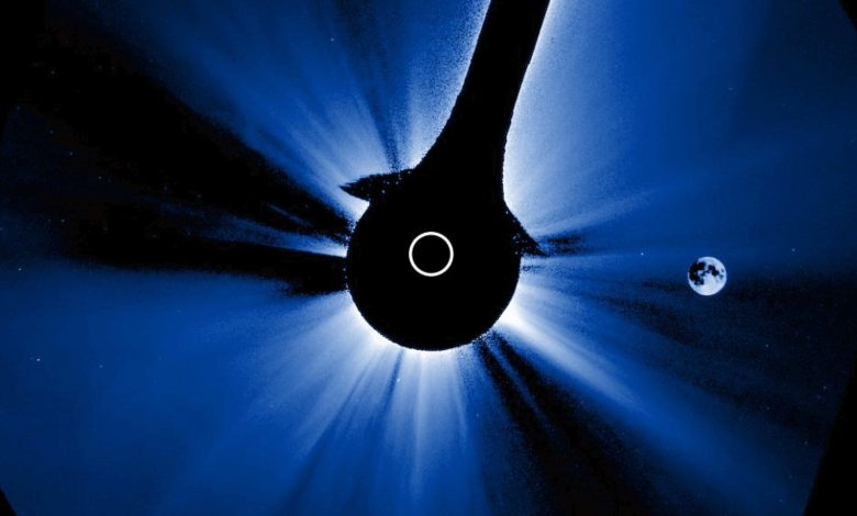NOAA registra lua ofuscando o sol em imagem de satélite