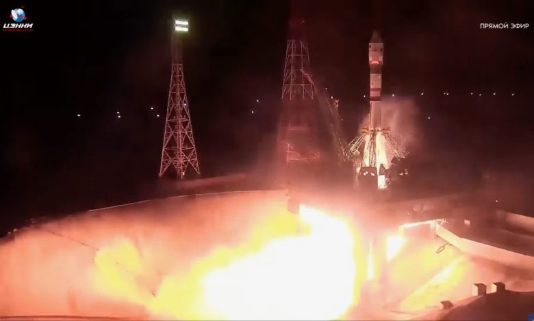 Rússia lança micróbios e roedores em missão à órbita terrestre