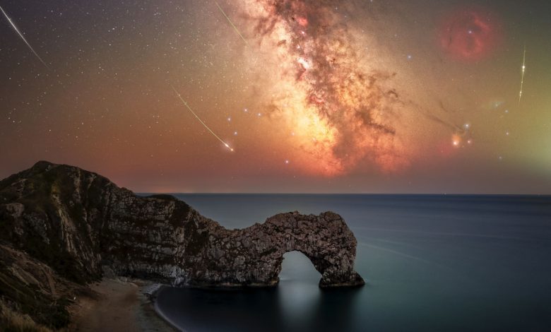 Perseid exibe chuvas de meteoros em órbita da Terra