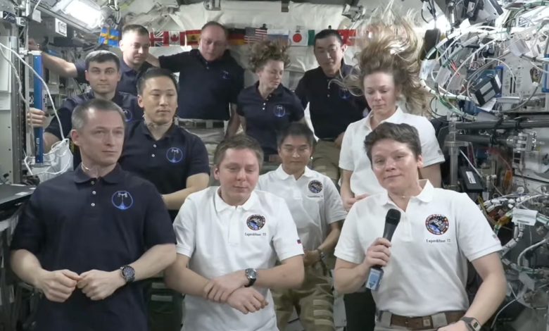 SpaceX traz astronautas da ISS de volta à órbita terrestre