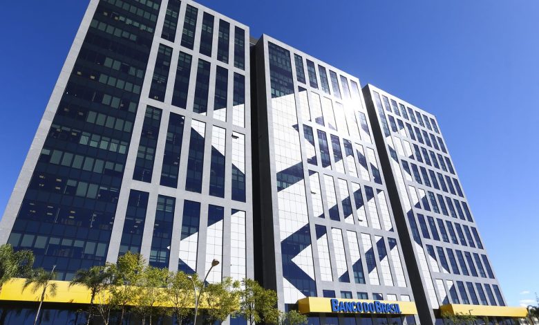 AGU solicita investigação da PF sobre fake news contra Banco do Brasil