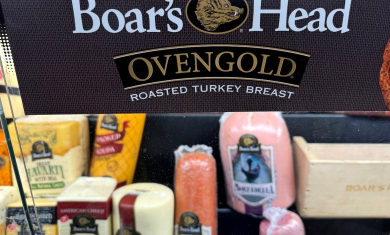 Boar's Head reabre após surto de listeria e impacto na cultura