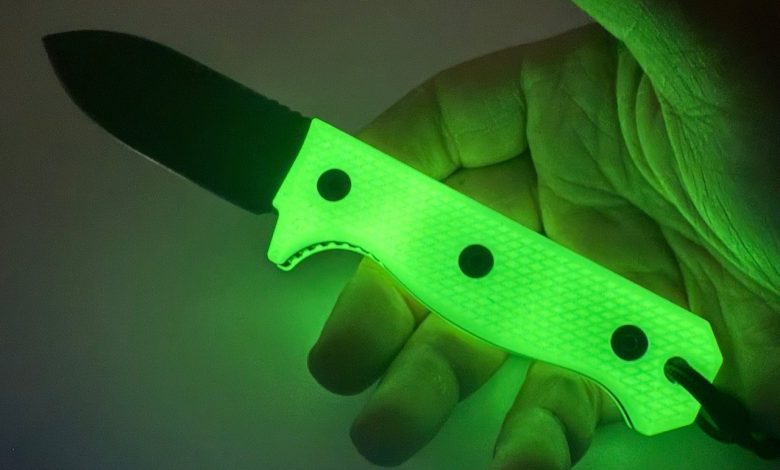 Design inovador transforma faca fixa em acessório divertido