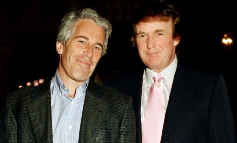 Alex Jones revela que Trump pediu para ele parar de falar sobre Epstein
