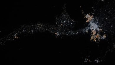 Astronauta da ISS registra o Nilo iluminado à noite
