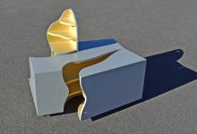 Mobiliário interativo transforma móveis em escultura lúdica