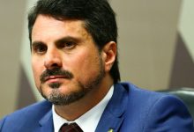 STF suspende uso de tornozeleira por senador Marcos do Val
