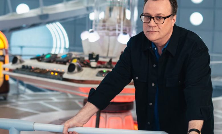 Russell T Davies responde sobre o futuro de Doctor Who