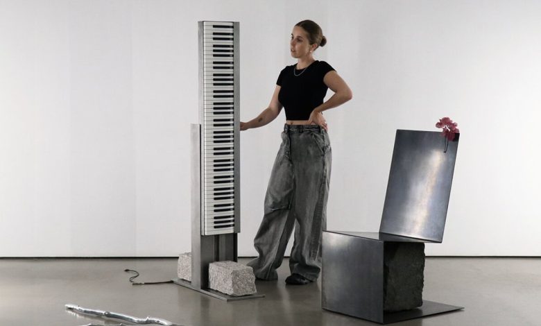 Steel and Stone Piano V2 une design, arte e música