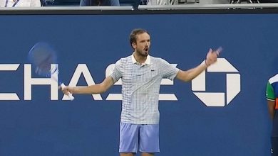Medvedev provoca vaias e atrasa US Open em e-sports
