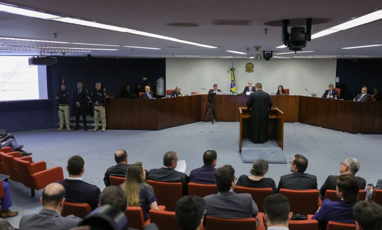 STF analisa depoimentos no segundo dia do julgamento de Bolsonaro