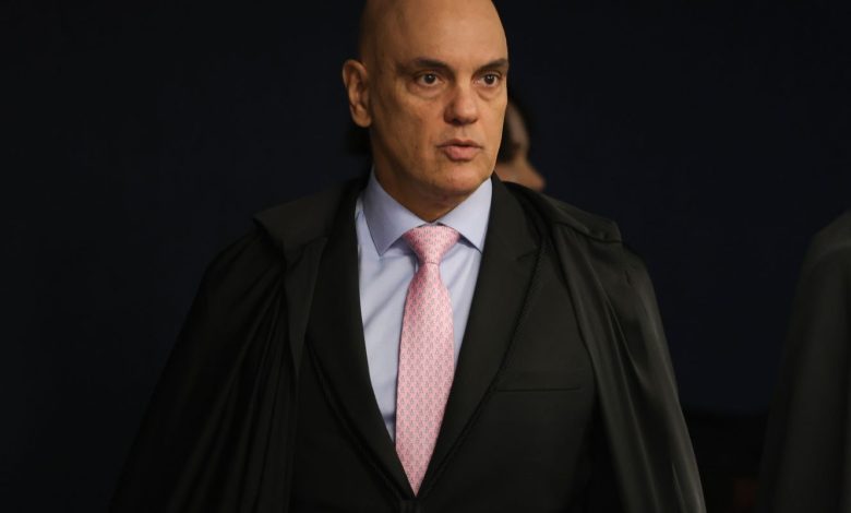 STF decide condenar Bolsonaro e mais sete por golpe de Estado