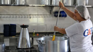 Ceará aprova lei que zera ultraprocessados na merenda escolar