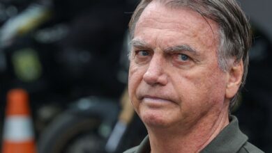Bolsonaro é levado ao hospital após mal-estar em Brasília
