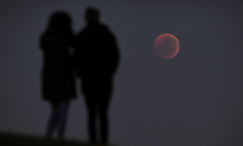 NASA observa eclipse lunar de sangue em 7 e 8 de setembro