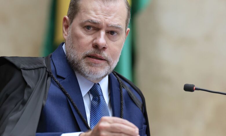 STF dá dez dias para Câmara se manifestar sobre PEC da Blindagem