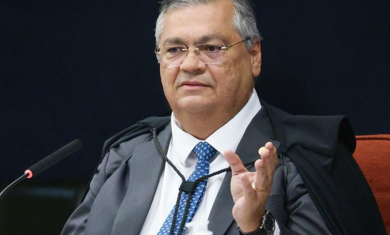 STF vota pela condenação de Bolsonaro e mais sete; placar 2 a 0