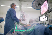 Levita Magnetics utiliza robô autônomo em cirurgia com AI