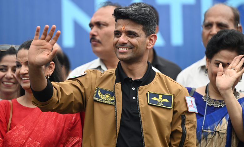 ISRO traz astronauta de volta da ISS como herói nacional