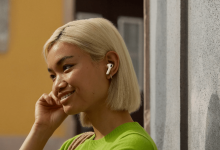 Apple lança AirPods Pro 3 com monitoramento de batimentos e tradução ao vivo