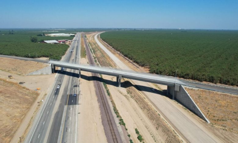 California's High-Speed Rail em meio a nova crise cultural