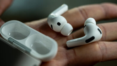 Apple apresenta AirPods Pro 3 com som audiophile e monitoramento cardíaco