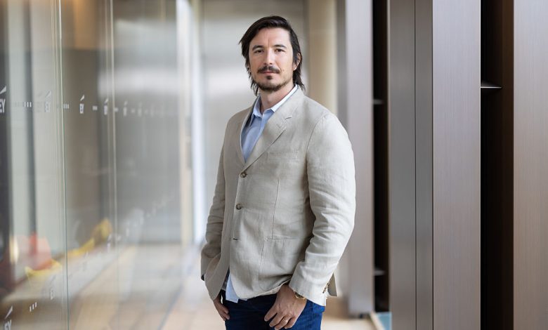 Robinhood adota copy trading e alerta sobre riscos regulatórios