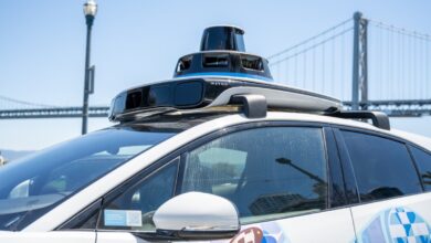 Os dois campos de batalha dos robotaxis autônomos
