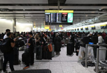 Cyberataque causa atrasos em voos e afeta mobilidade em Heathrow