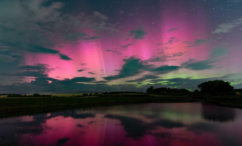 NASA capta auroras brilhantes após tempestade solar intensa