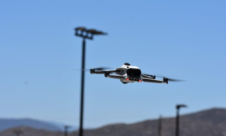 Drones de segurança em lojas enfrentam ladrões com tecnologia