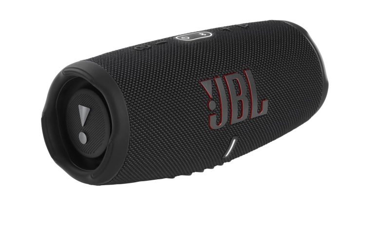 Amazon esquece o fim do Dia do Trabalho e vende JBL Charge 5