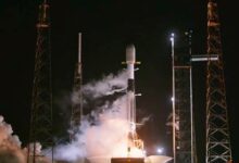 SpaceX lança 28 satélites Starlink em órbita da Flórida