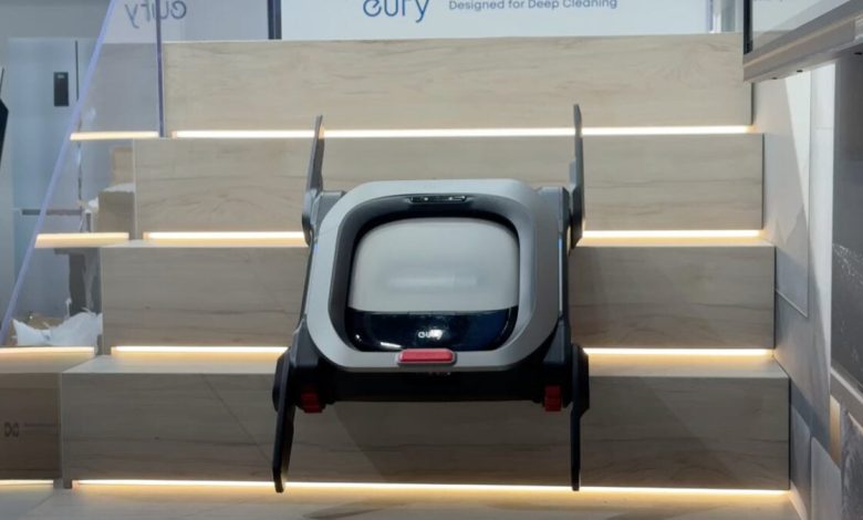 Eufy lança gadget com mecânica para escadas em robôs aspiradores