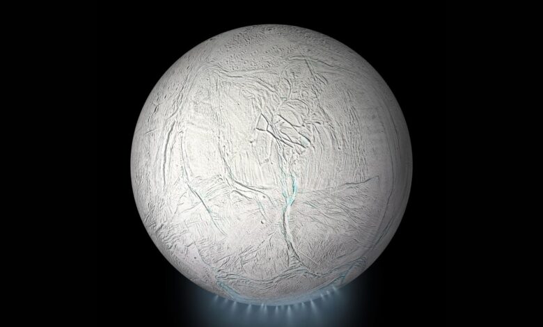 NASA investiga vida em satélite Enceladus após novo estudo