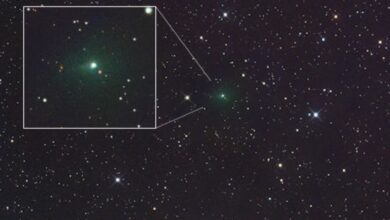 Cometa interestelar 3I ATLAS brilha durante eclipse lunar