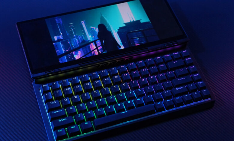 Welder apresenta teclado dobrável que une digitação e touchscreen