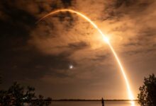 SpaceX lança 28 satélites Starlink em nova missão orbital