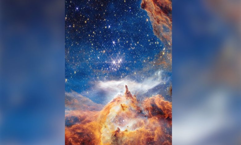NASA revela imagem impressionante de sistema triplo em órbita