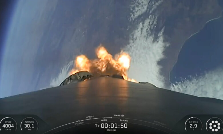 SpaceX lança 24 satélites Starlink da Califórnia