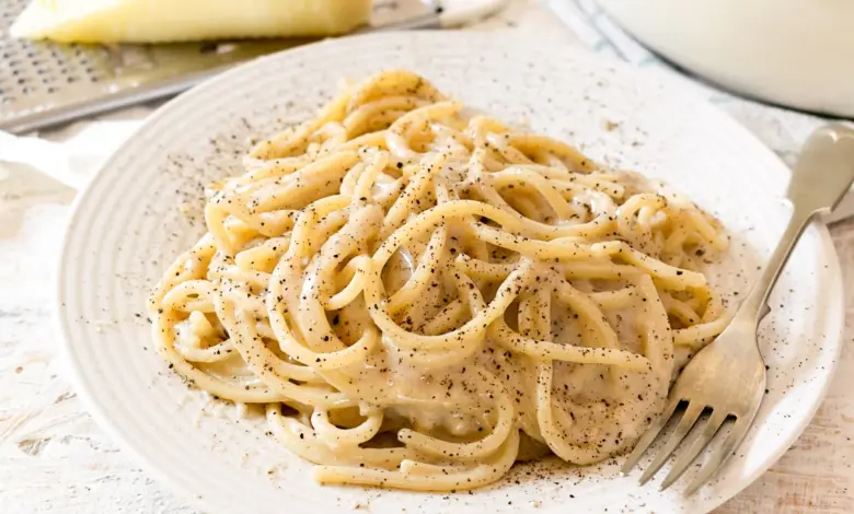Cientistas recebem Ig Nobel por estudo sobre cacio e pepe