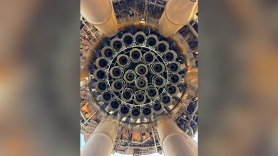 SpaceX testa 33 motores Raptor em nova missão de foguete